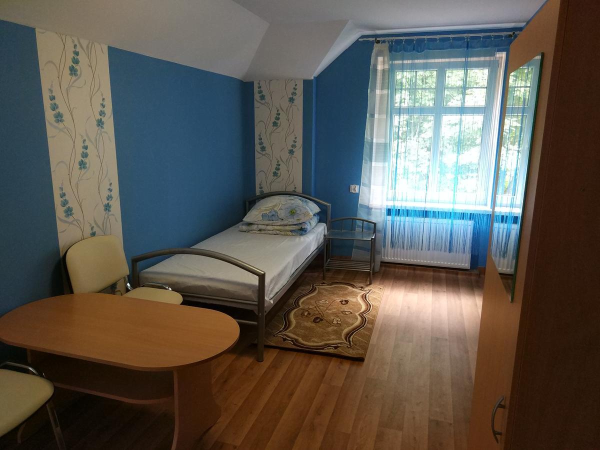 Palac Ogrodowa Tarnowskie Góry Esterno foto